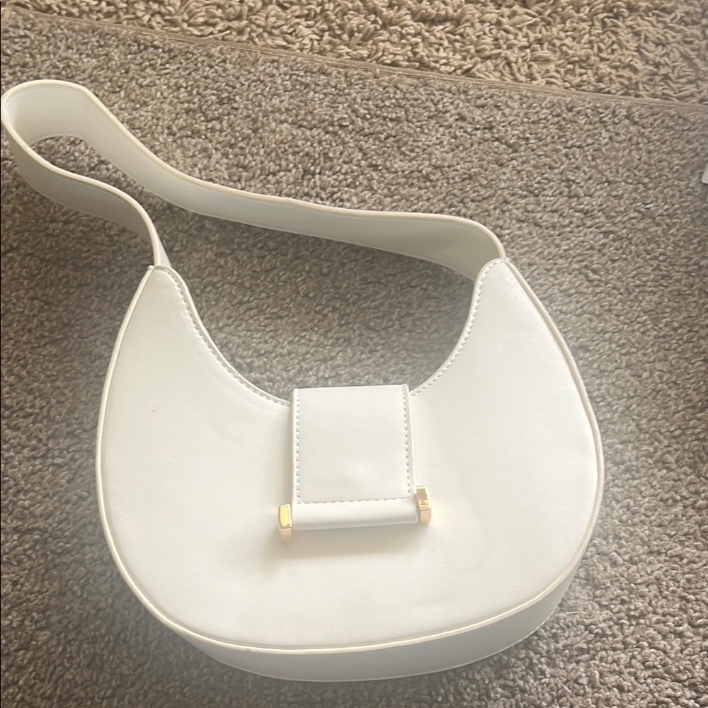 Elegant White Shoulder Bag